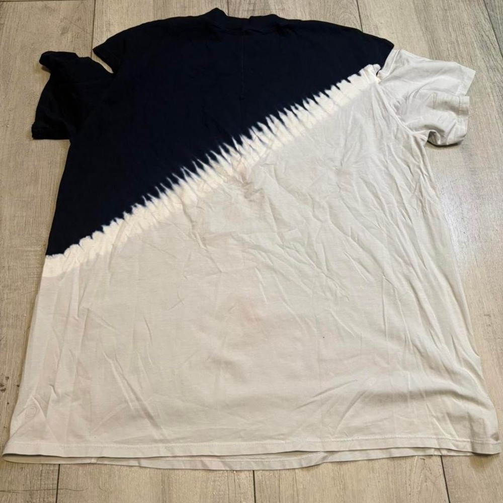 lululemon athletica Diagonal Two-Tone Long Sleeve Tee in Black and White - Picture 5 of 6